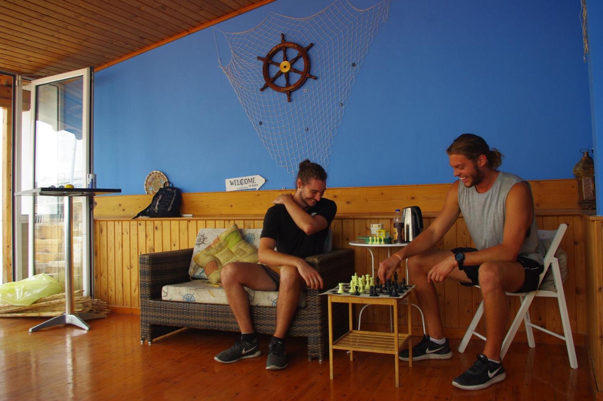 Small Funny World Hostel *